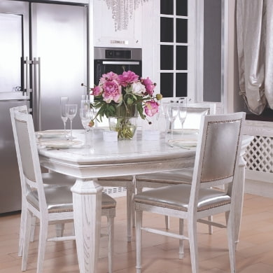 Shabby chic dining
