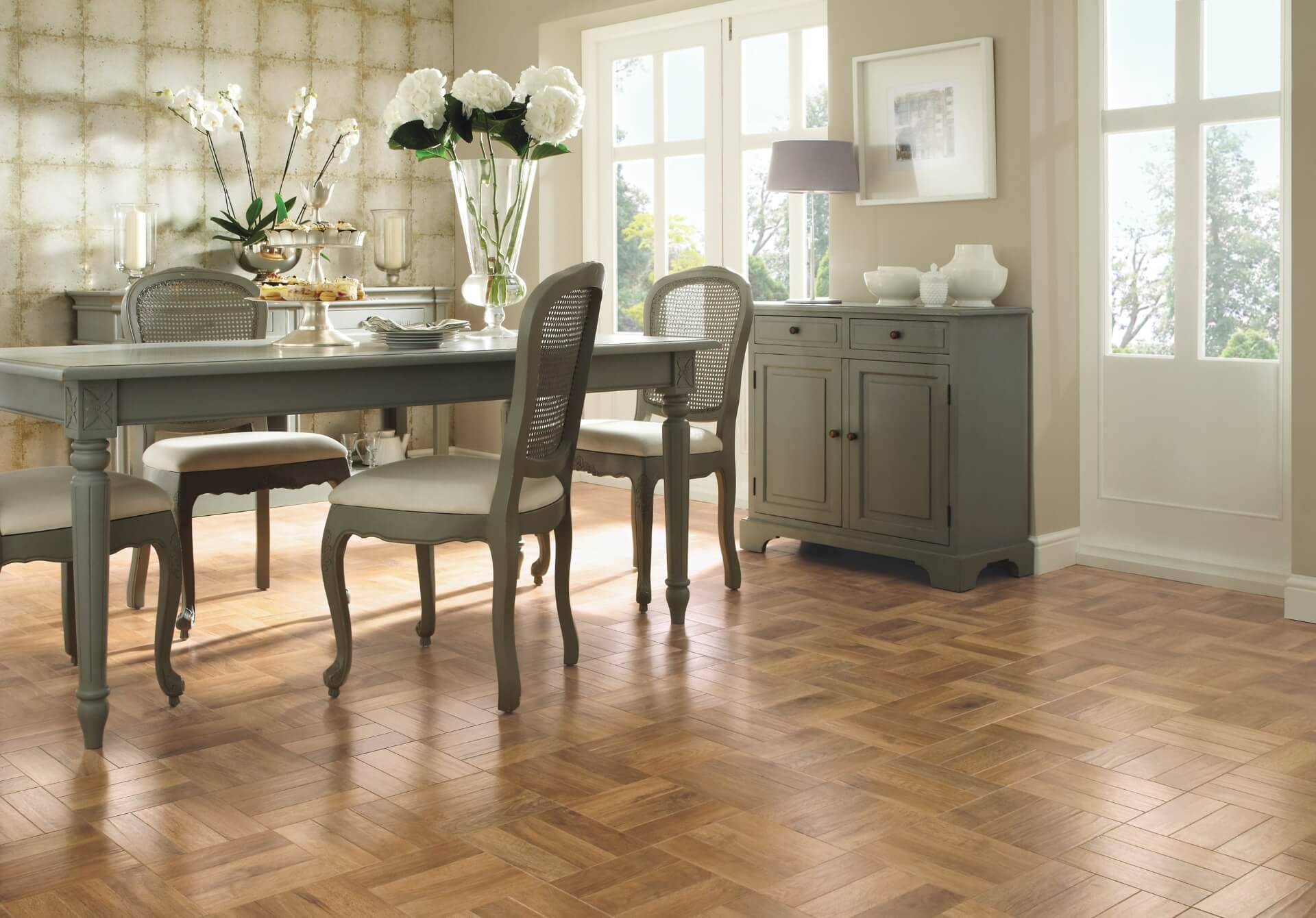 art-select-roomscene-blond-oak.jpg