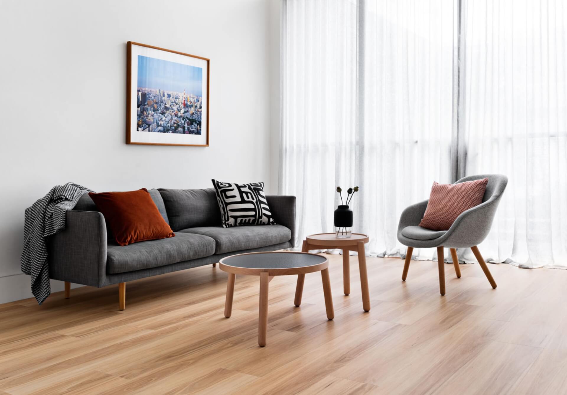 quattro-roomscene-new-england-blackbutt.jpg