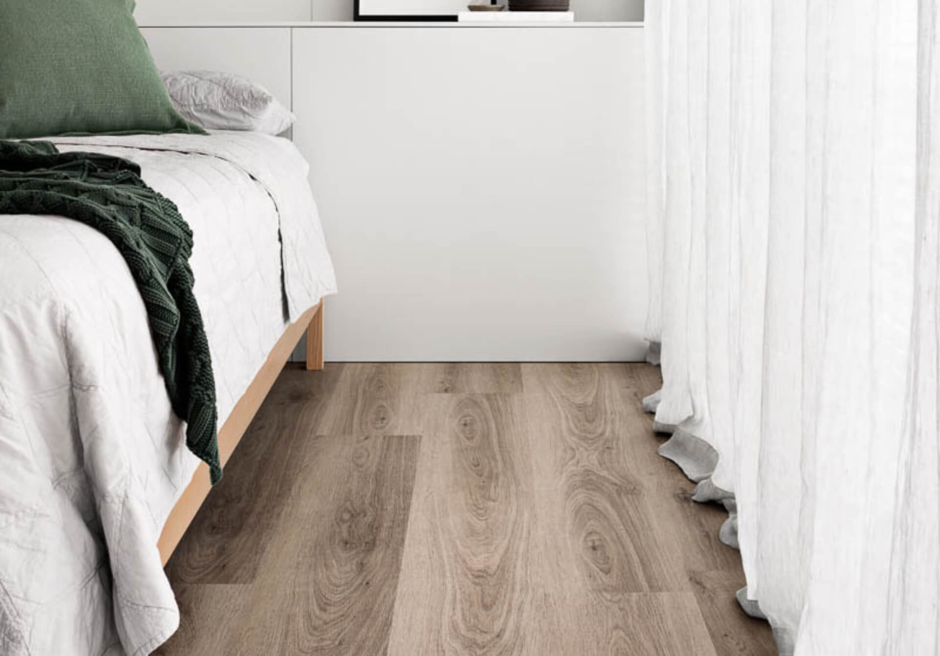 quattro-roomscene-styx-oak.jpg