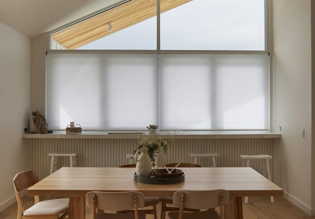 Solunar Roller Shades